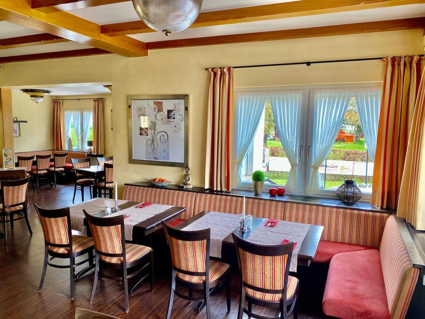 Gasthof-Ferienwohnung Zur Zweere Willingen  Bagian luar foto