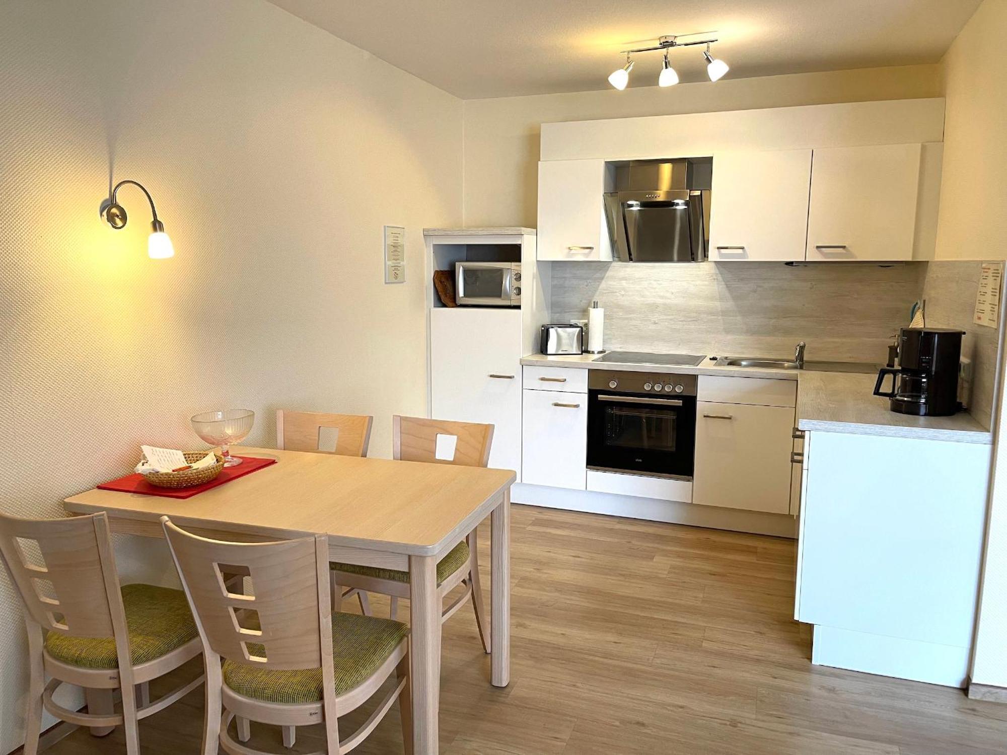 Gasthof-Ferienwohnung Zur Zweere Willingen  Bagian luar foto