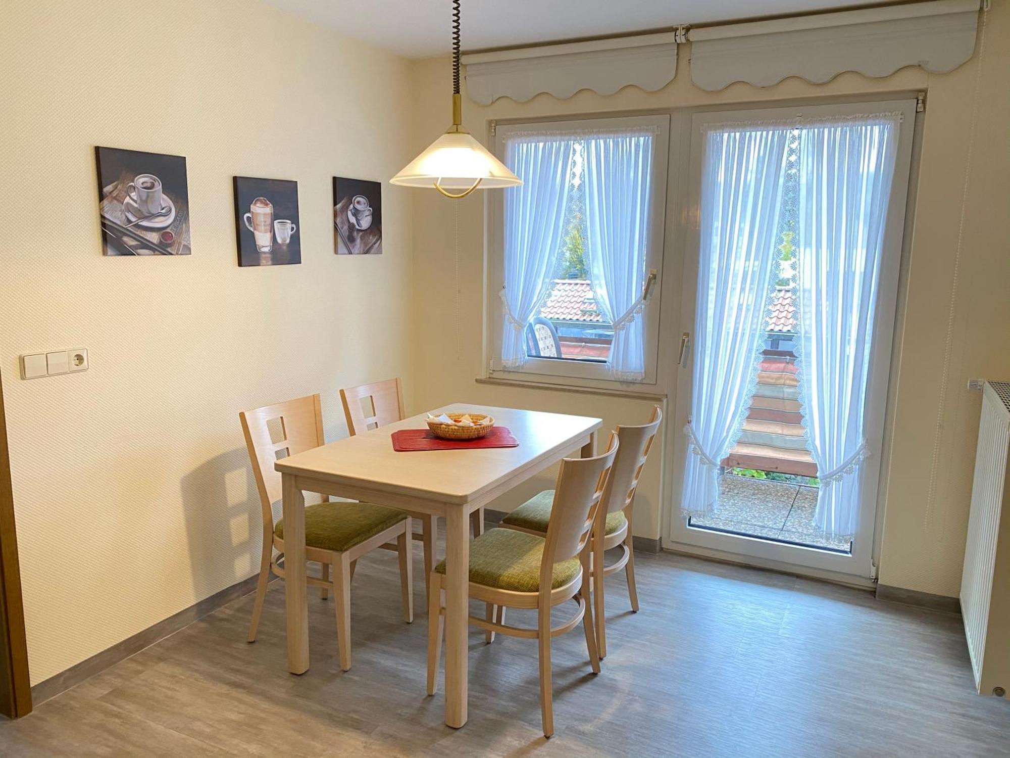 Gasthof-Ferienwohnung Zur Zweere Willingen  Bagian luar foto