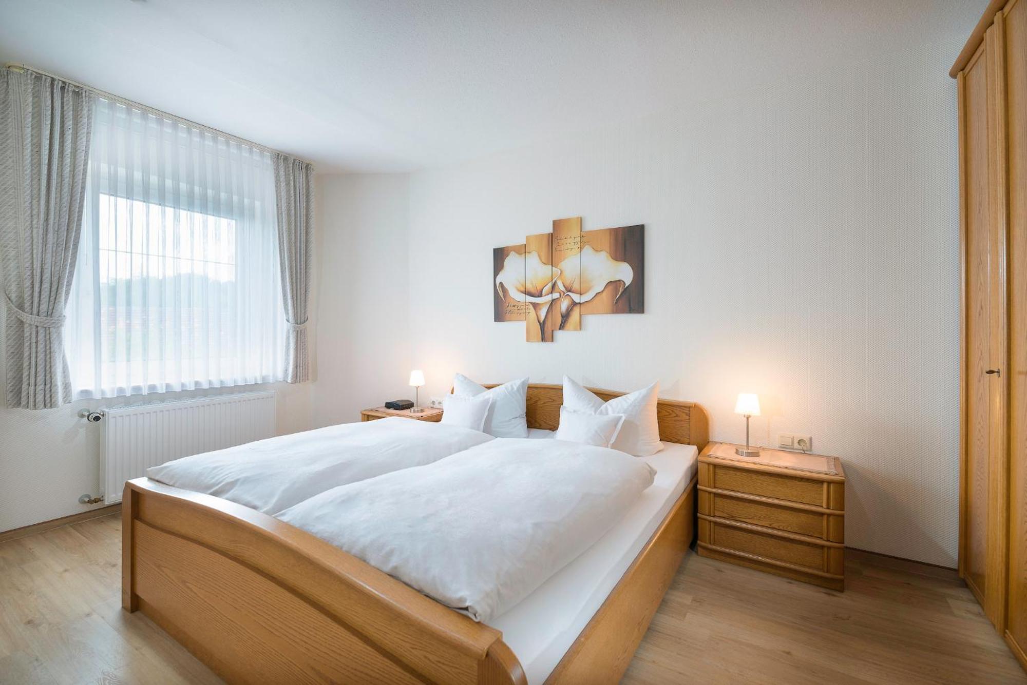 Gasthof-Ferienwohnung Zur Zweere Willingen  Bagian luar foto
