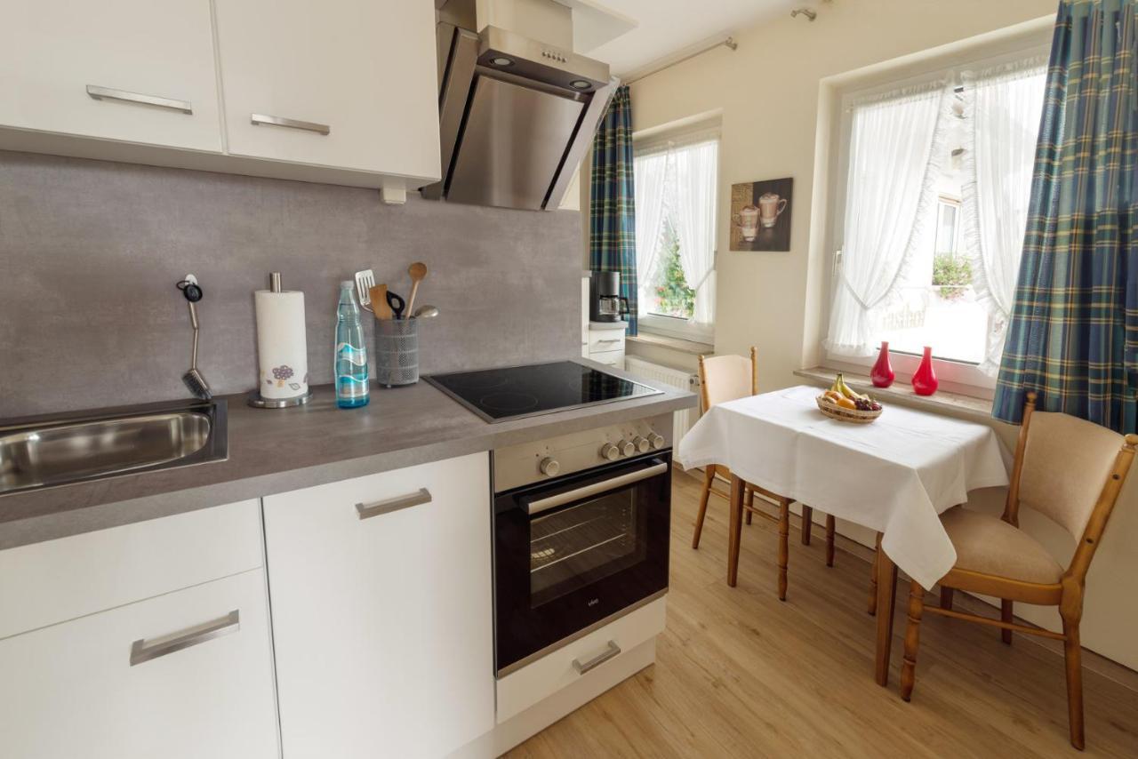 Gasthof-Ferienwohnung Zur Zweere Willingen  Bagian luar foto